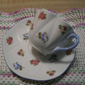Make Offer- Shelley Rose PansyForgetMeNot Tcup Set